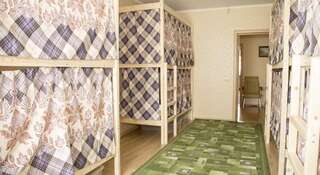 Гостиница Hostels Rus - Kuzminki Москва Спальное место на двухъярусной кровати в общем номере для мужчин и женщин-1