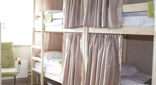 Гостиница Hostels Rus - Kuzminki Москва Спальное место на двухъярусной кровати в общем номере для мужчин-2